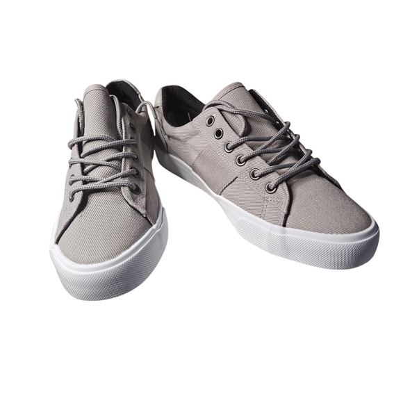 Men's Gray Canvas Sneakers 7 NWT - Picture 1 of 6